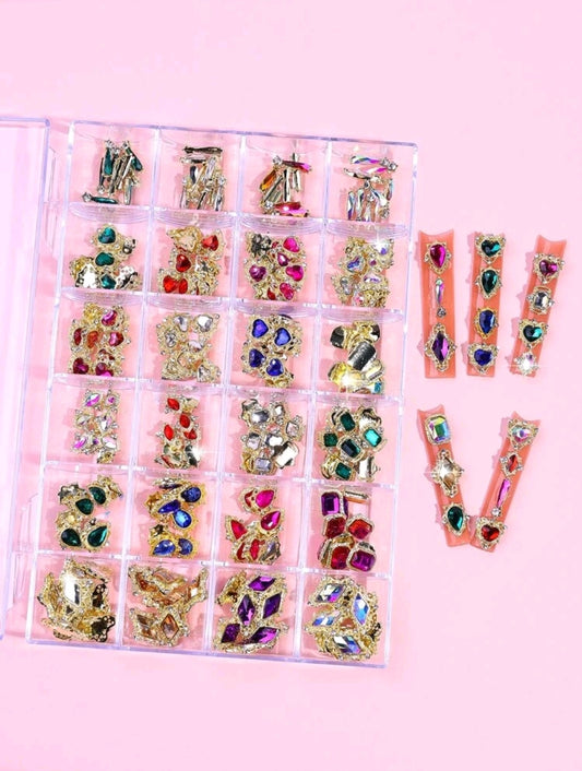 Geometric Rhinestone Nail Art Decoration